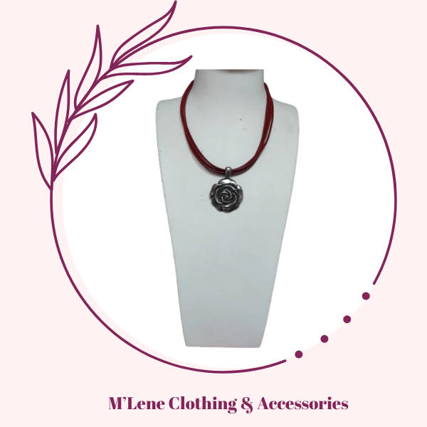 Miglio leather necklace with rose enhancer