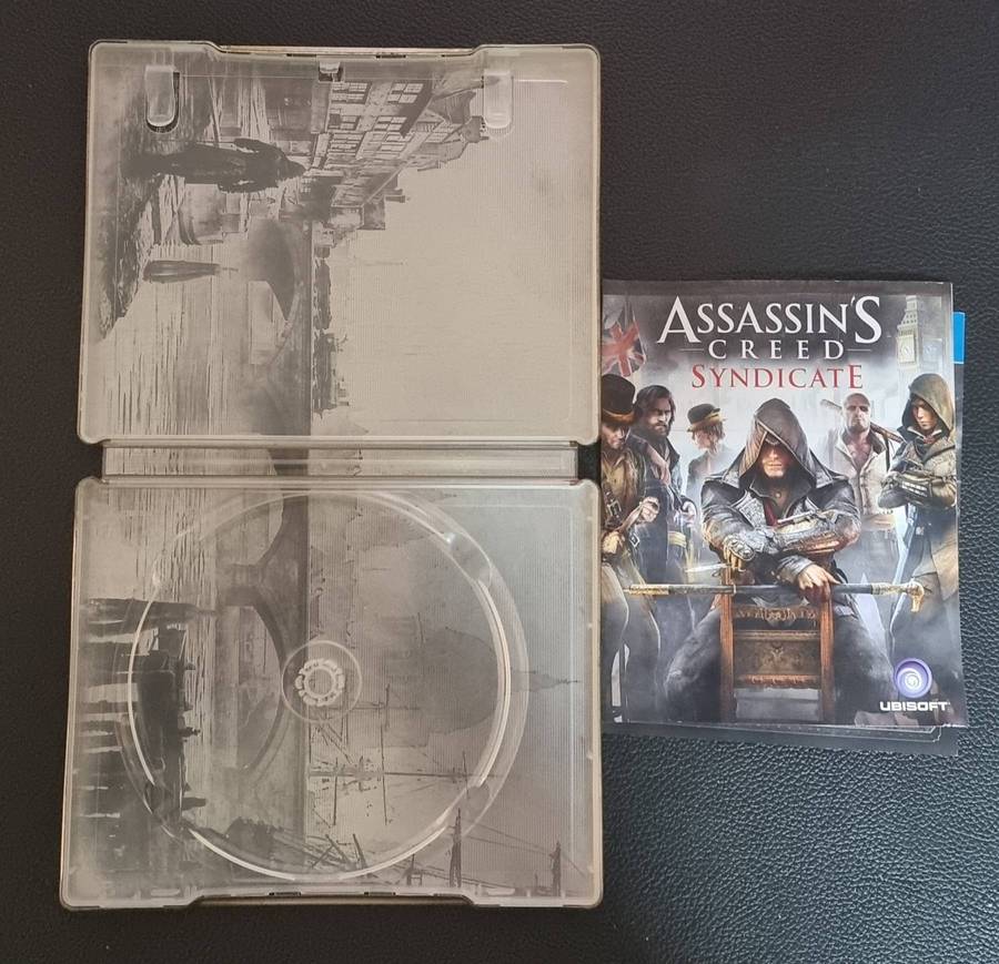 Assassins Creed UbiCollectables Figures Evie Frye + Jacob Frye Set + Free original Steelbook