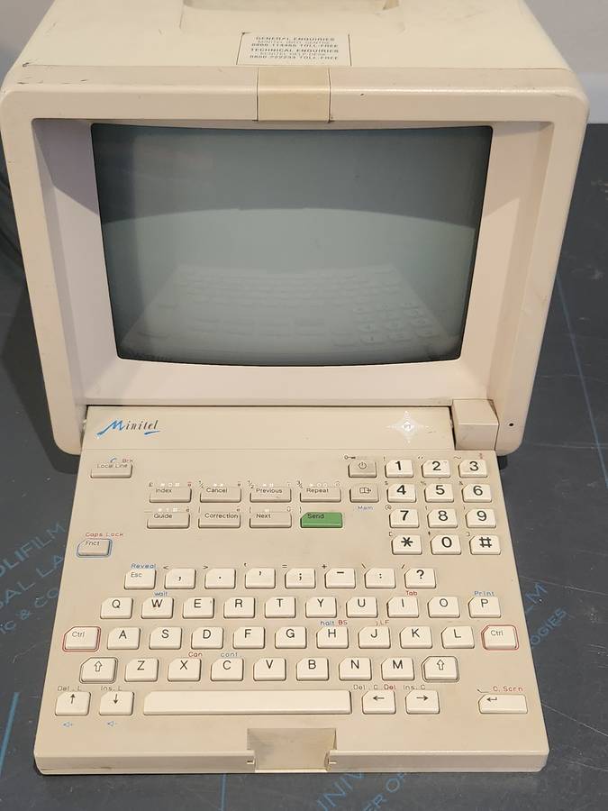 Minitel - Vintage telephone terminal