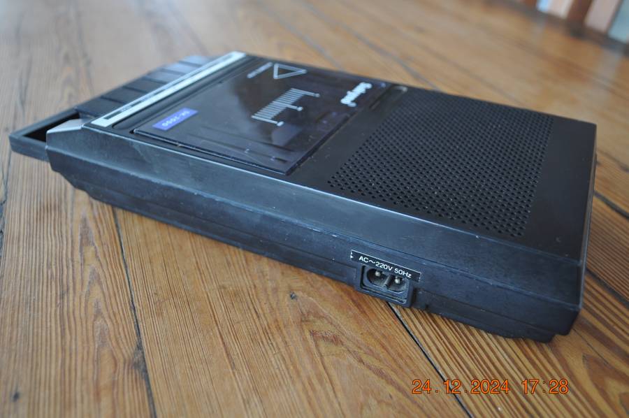 Vintage Sakyno Player Recorder (as is)