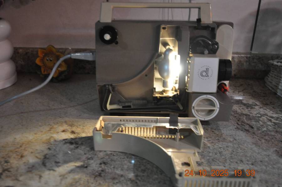 Vintage Eumig 8mm Film Projector