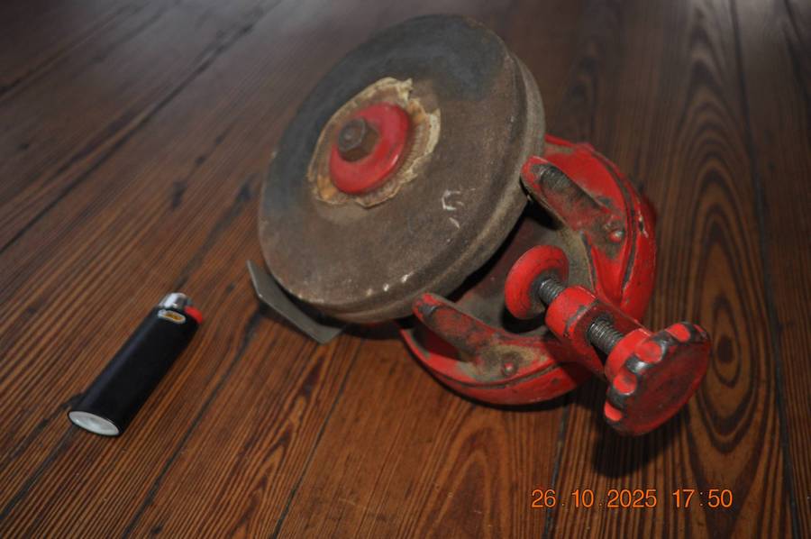 Vintage Rudge Hand Crank Bench Grinder