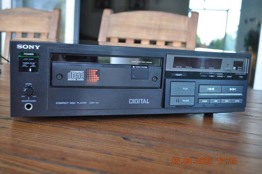 Vintage Rare Sony CDP -101 CD Player For Parts Or Repair