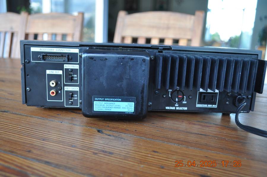 Vintage Rare Sony CDP -101 CD Player For Parts Or Repair