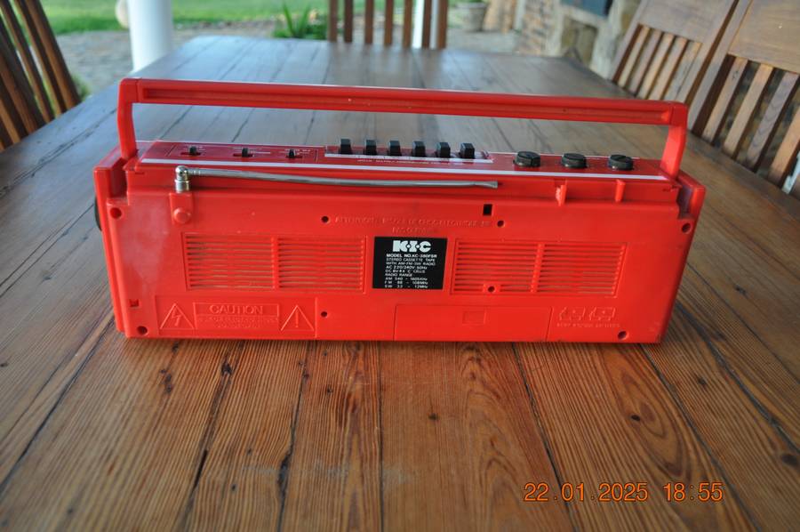 Vintage 1980s KIC Stereo Radio Cassette (parts or repair)