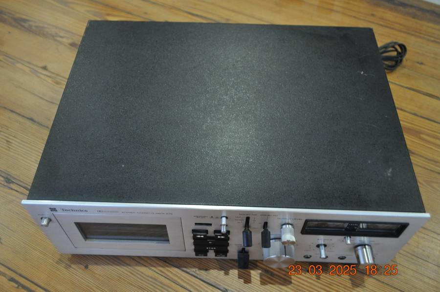 Vintage Technics Stereo Cassette Deck 676