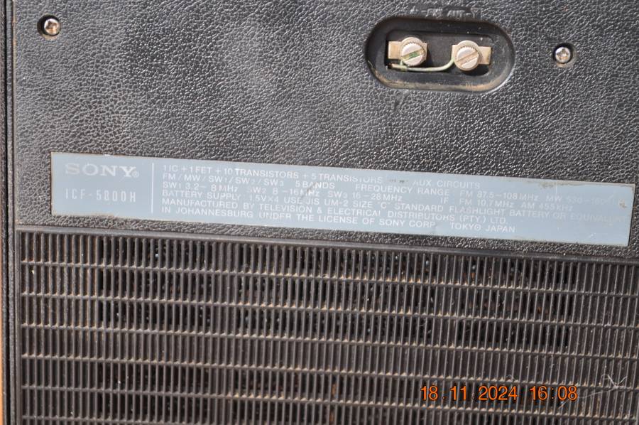 Vintage Sony ICF-5800H 5 Band Radio Sky Sensor Am Fm