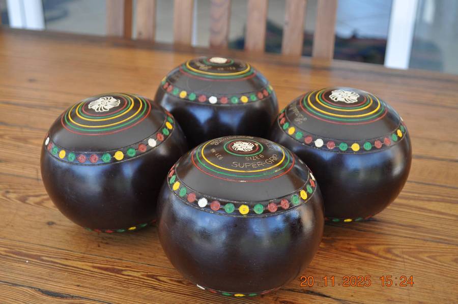 Henselite Super Grip Size 6 Lawn Bowls