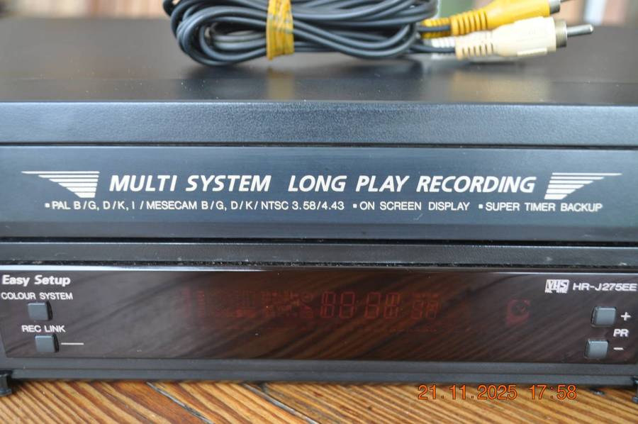 JVC VHS Video Cassette Player (tested working)