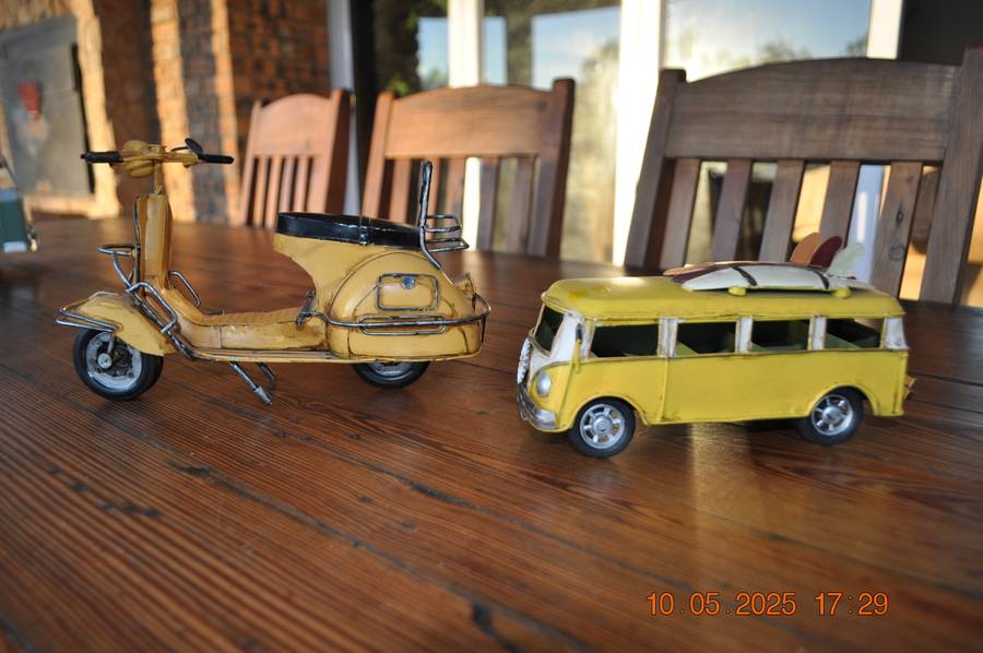 Metal Tin Car Collection