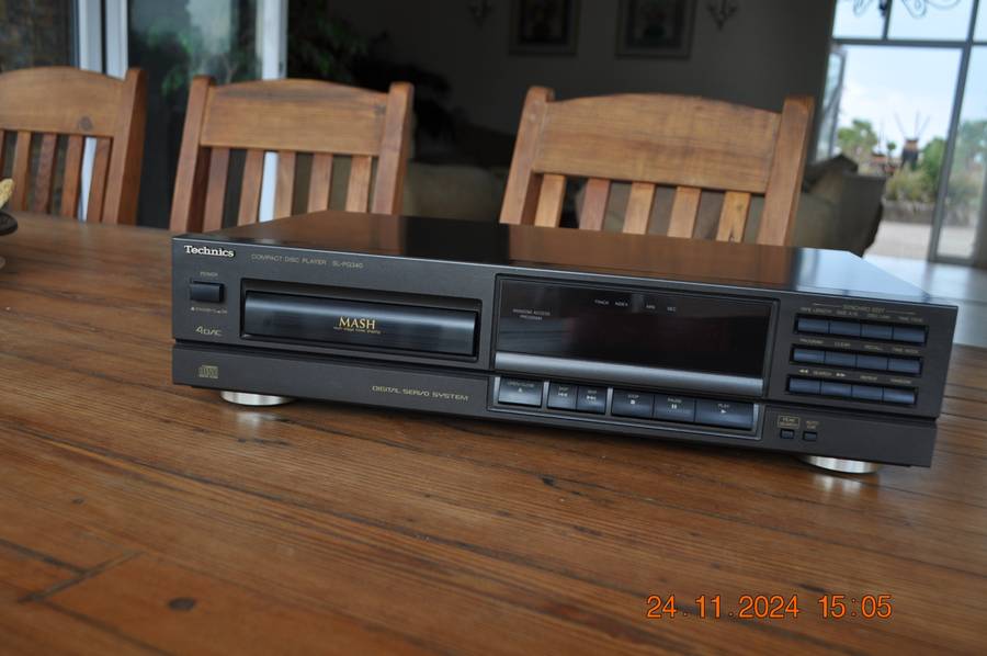 Technics SL-PG340 CD Player