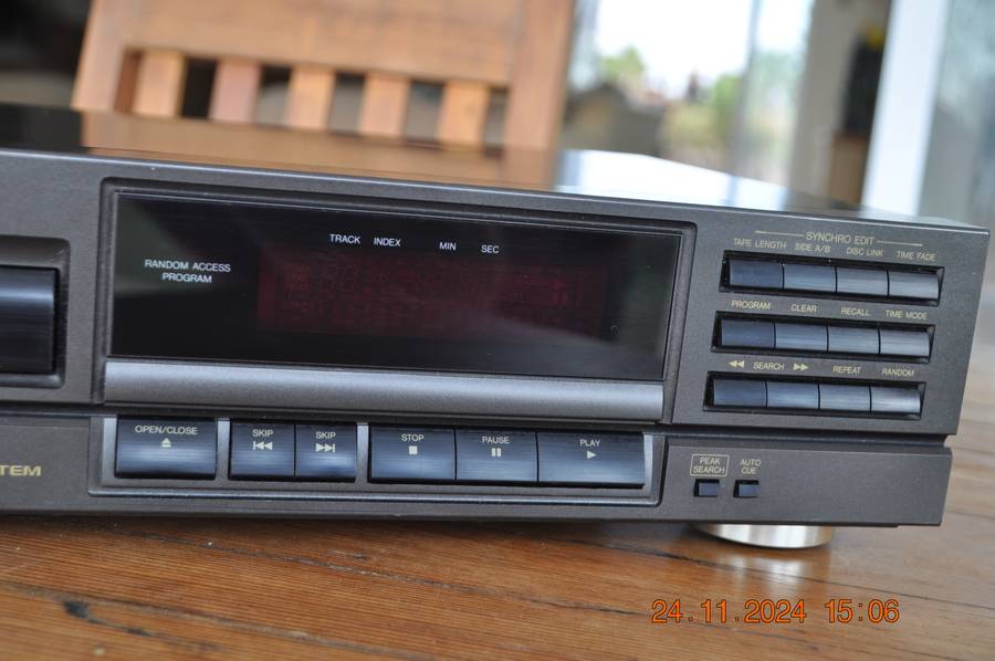 Technics SL-PG340 CD Player