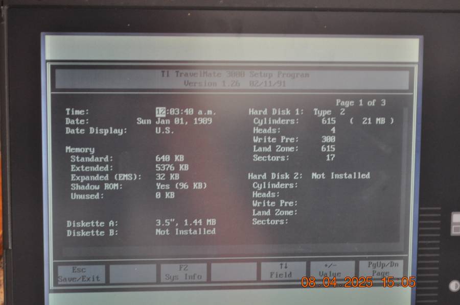 Vintage Texas Instruments 386SX Notebook Computer