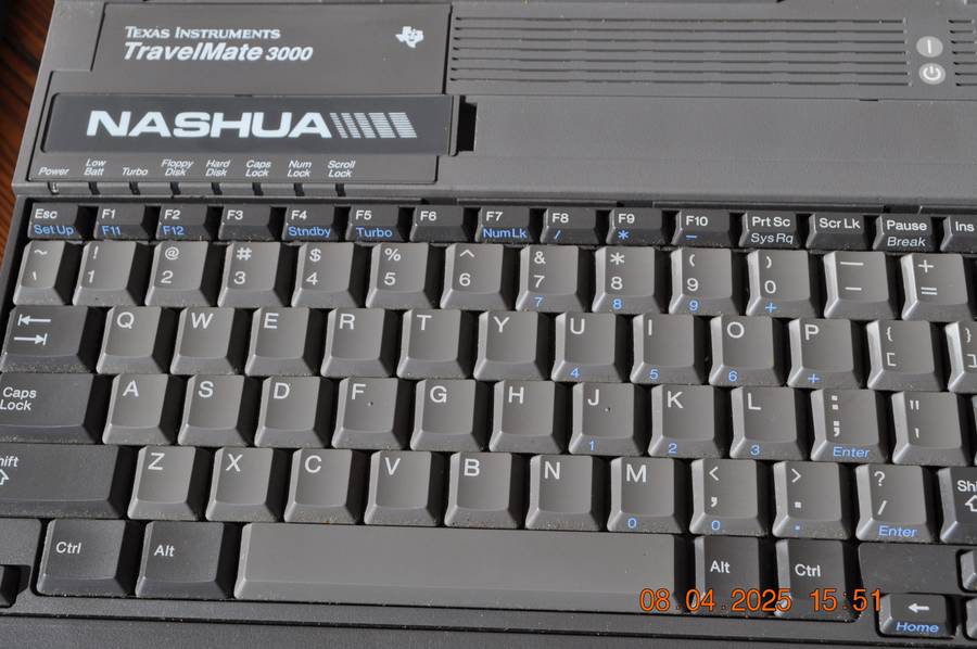 Vintage Texas Instruments 386SX Notebook Computer