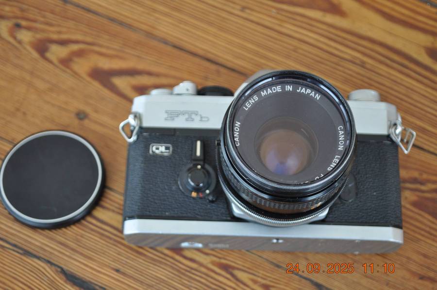 Canon FTb QL 35mm SLR Film Camera With Canon 50mm Lens