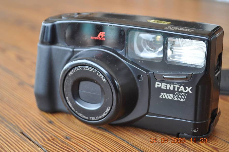 Pentax Zoom 90 35mm Film Camera
