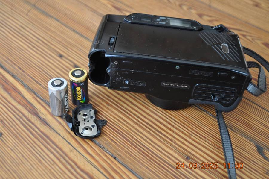 Pentax Zoom 90 35mm Film Camera