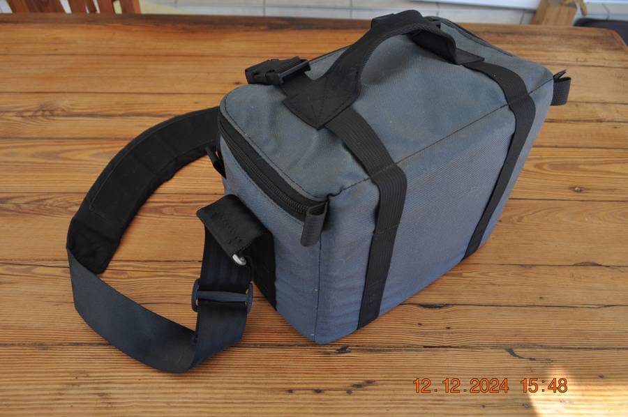 Vintage Lowepro Elite II Camera Bag