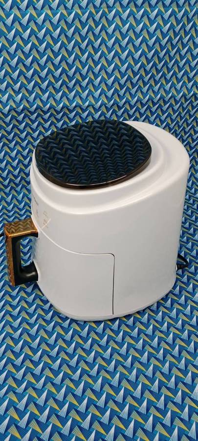 Silver Crest 6L Air Fryer Unboxed, New (White)