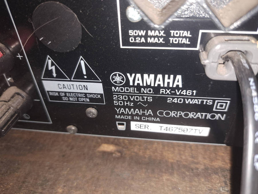 Yamaha rx-v461 plus sw-p130 speakers