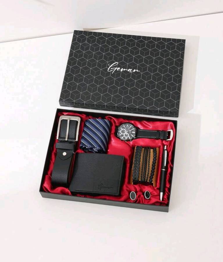 Wow amazing luxurious Men's 10 piece gift set with leather beld and wallet