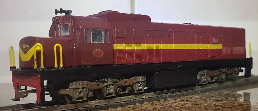 SAR Class 33-000 Diesel Locomotive #33-006 body mounted on HO Scale Frateschi chassis