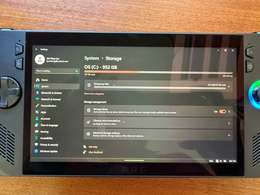ROG ally X | RC72L 2024 gaming handheld console