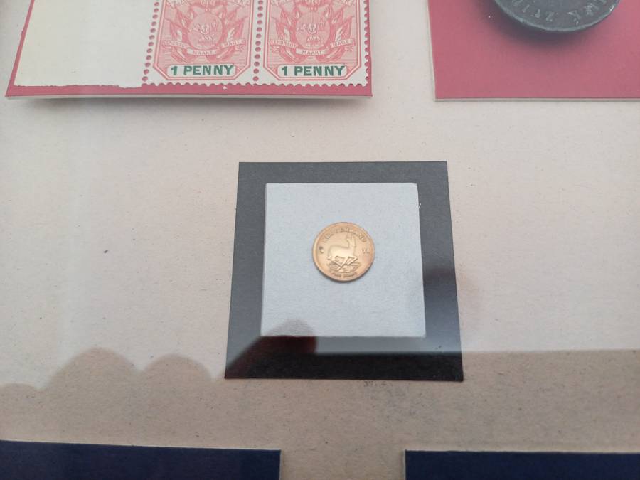ZAR Paul Kruger mounted lot of rare items in Spink & Son Ltd Frame. Beautiful!