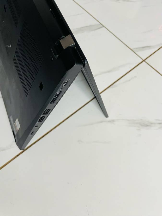 Lenovo ThinkPad T14 Laptop | Core i5 1135G7 / 14' FHD / 16GB Ram / 512GB SSD / LTE