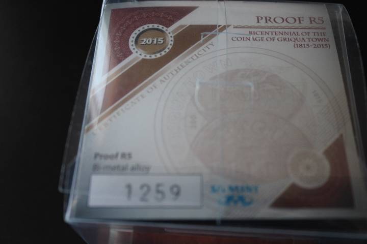 2015 Griqua Town Proof R5 with magnifier (Still sealed)