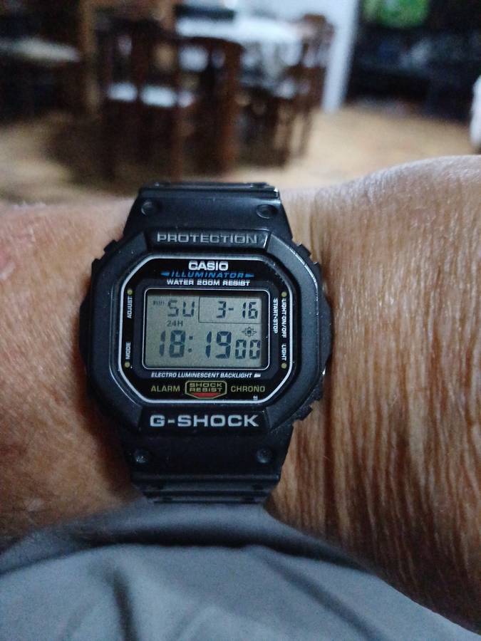 Casio Gshock DW5600E