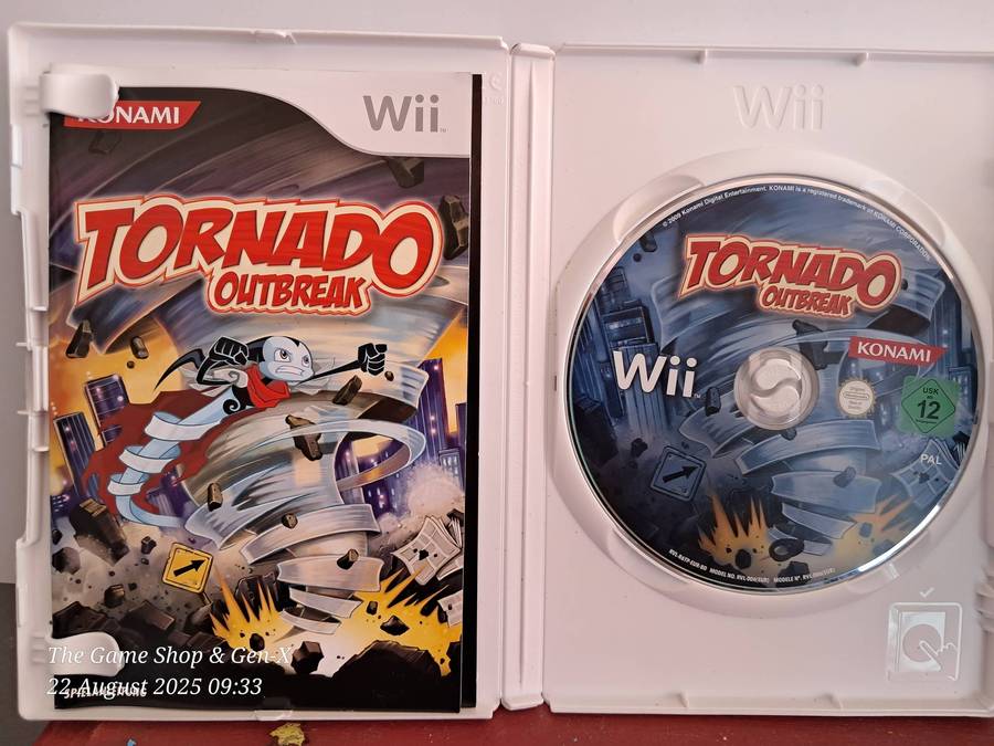 WII TORNADO OUTBREAK + MANUAL