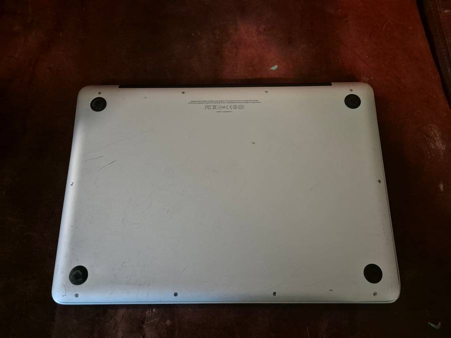 **** APPLE MACBOOK PRO 13"  i5 with 250GB SSD  *** A1278 2011