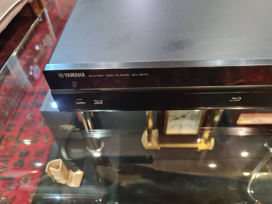 Yamaha BD-S673 Blu-ray Disc Player