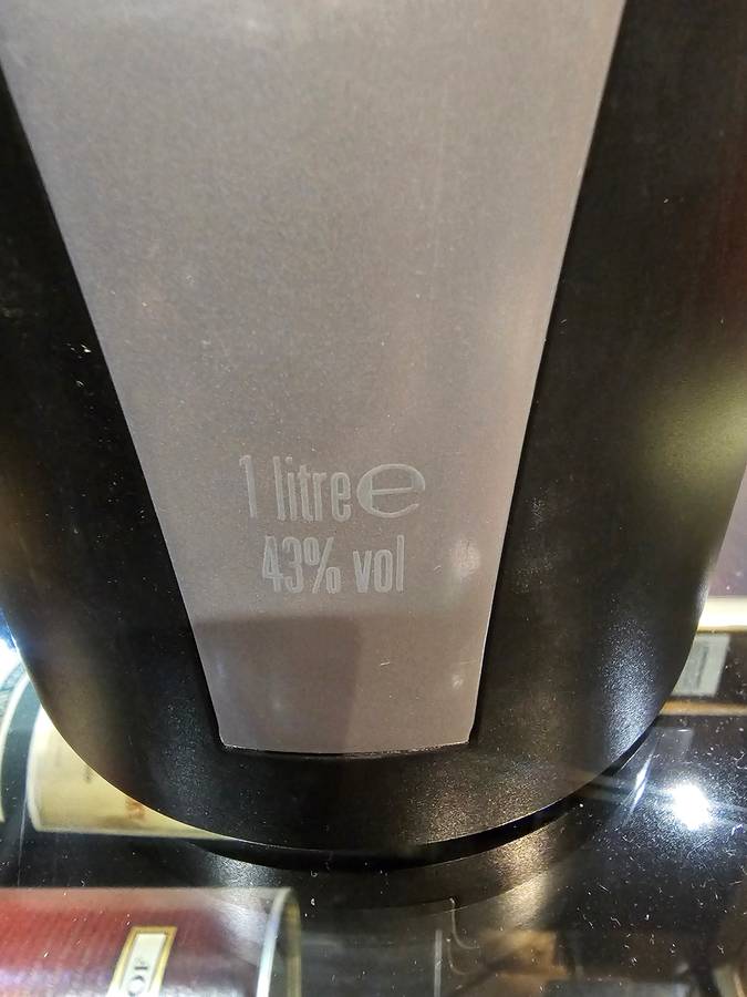 Johnnie Walker Black Label Mercedes Mclaren Whisky