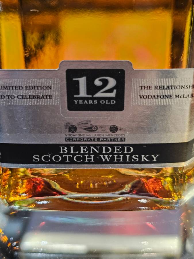 Johnnie Walker Black Label Mercedes Mclaren Whisky