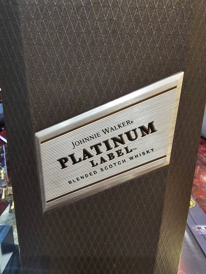 Johnnie Walker Platinum Label 18 Year Whisky