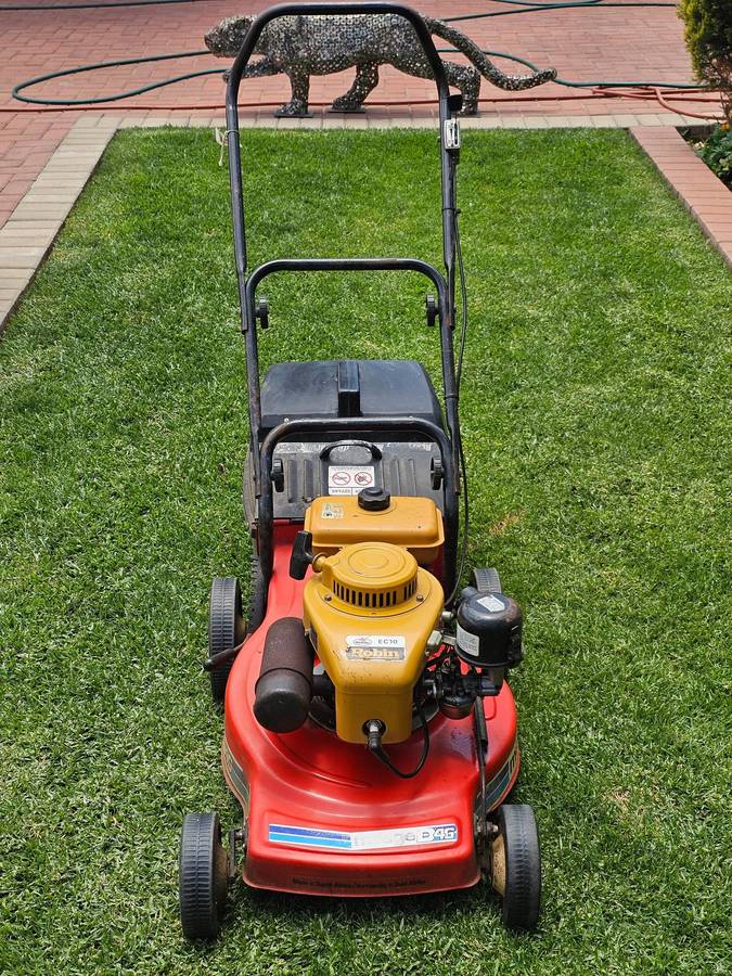 Tandem Mirage 45 Petrol Lawnmower with Robin EC10 Engine