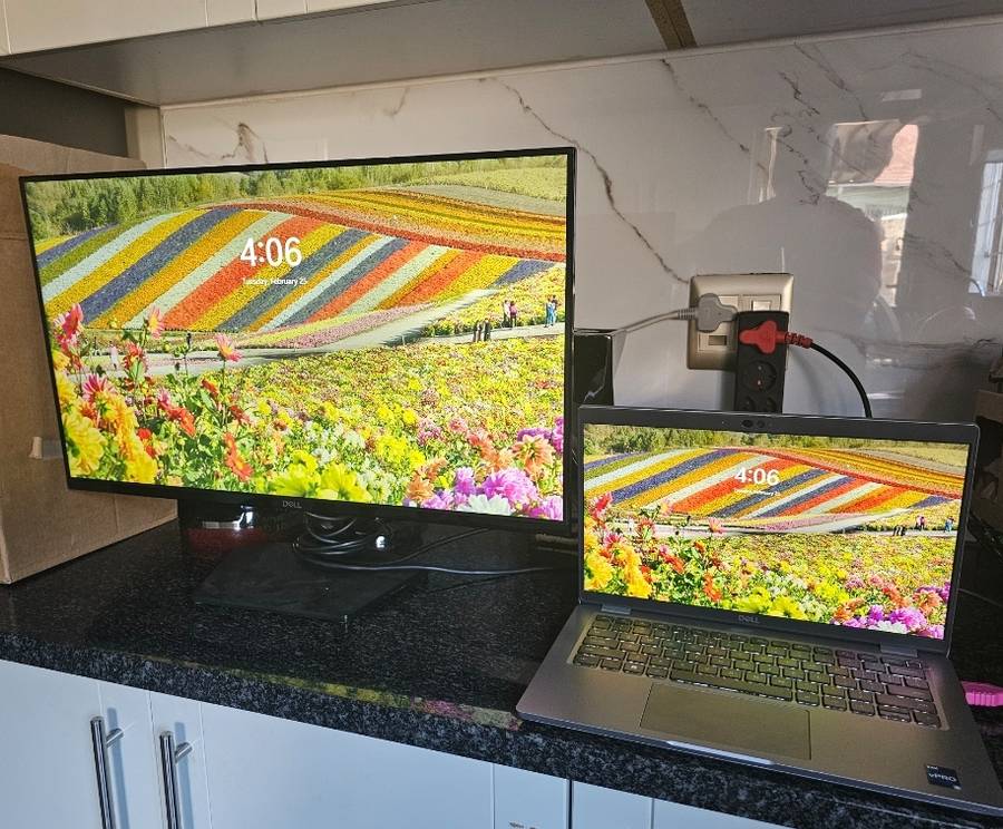 Dell SE2719HR 27" Full HD(1920x1080) 75Hz 4ms IPS AMD FreeSync Desktop Monitor