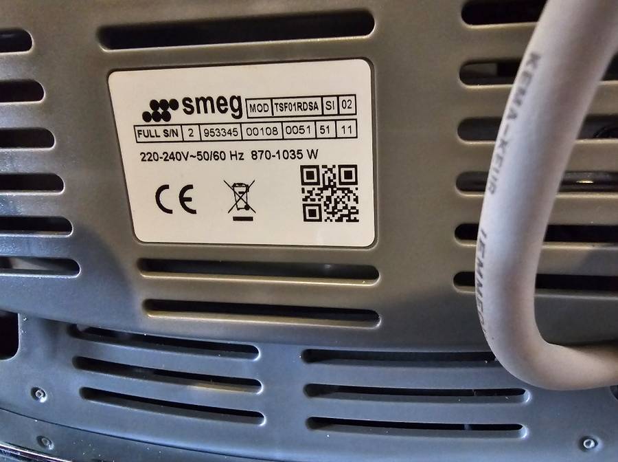 Smeg Retro 2 Slice Toaster Red