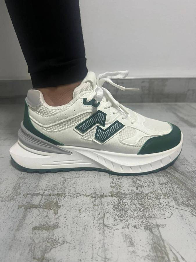 Original Ladies Sneakers - Size 8
