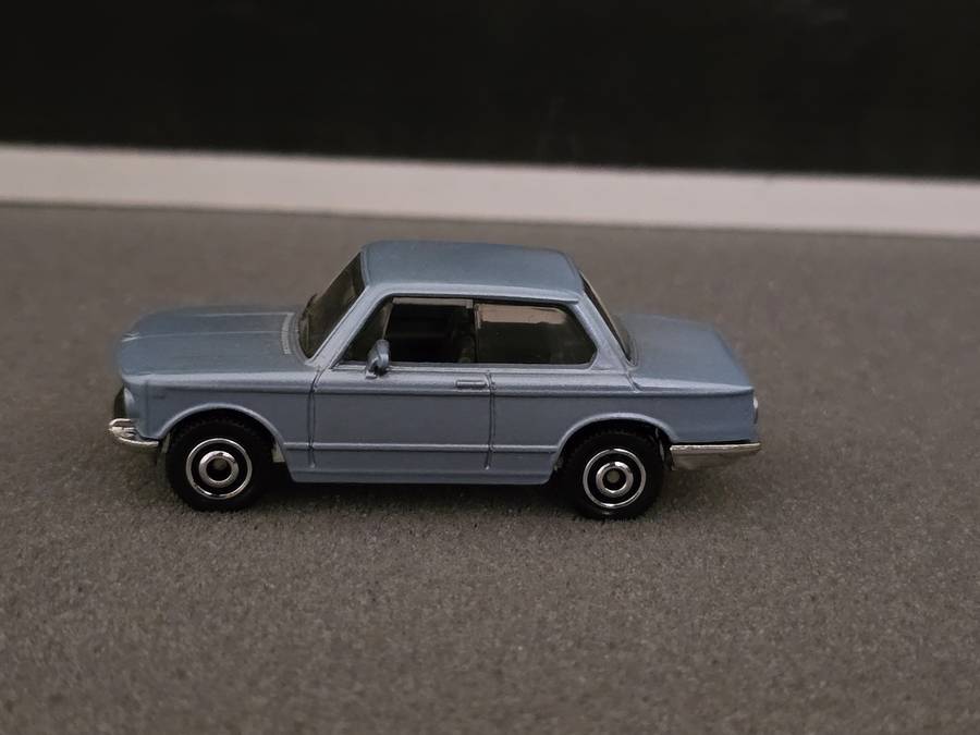 MATCHBOX 1969 BMW 2002 (MADE IN THAILAND)