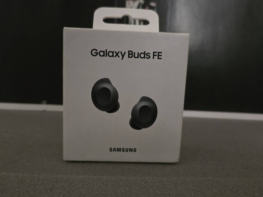 SAMSUNG BUDS FE (Graphite) NEW SEALED