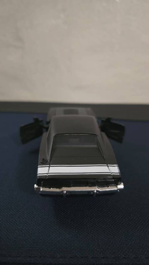 Dodge Charger 1:32 Black Die-Cast Model Car