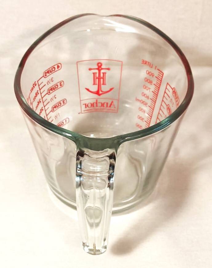 Vintage 1960s Anchor Hocking USA Glass Measuring Jug or Pitcher 4 Cups 1 Litre 32 Ounces