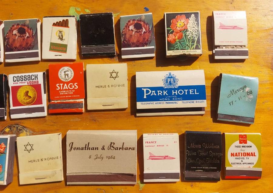 Vintage Matchbook and Matchbox Collection (78 Match books/boxes) in an old Bay of Naples Tin