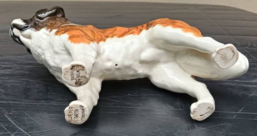 Beswicks England Large St Bernard Dog Corna Garth Stroller Figurine Made 1968 to 1989