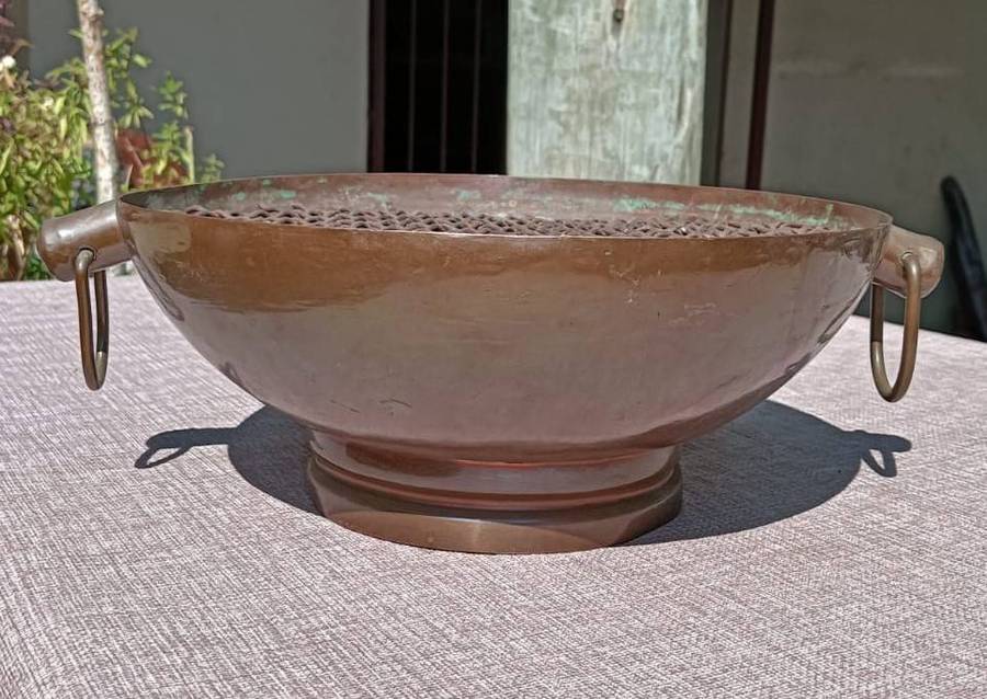 Vintage 1950s De Klerk (Last SA Coppersmith!) Copper Bowl with Flower Grill and Dropside Handles