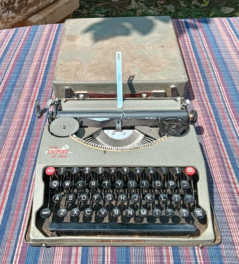 A Pre WW2 1939 Serial Baby Empire De-Luxe Typewriter a Swiss Hermes Baby clone with original Case