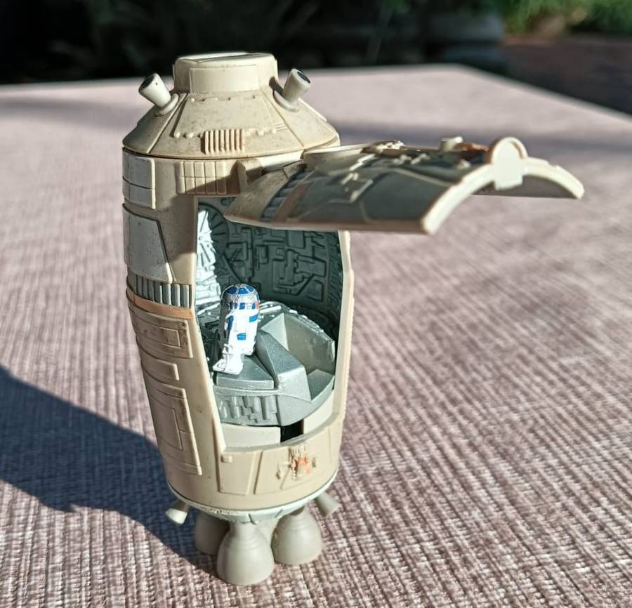Star Wars 1996 Galoob Action Fleet Droid Escape Pod with R2-D2   8th of 8 Star Wars Vehicles on Auc